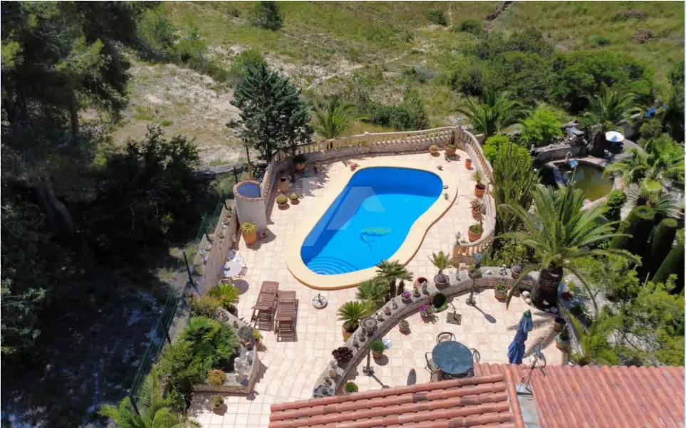 Villa met 3 slaapkamers en 3 badkamers in Moraira.